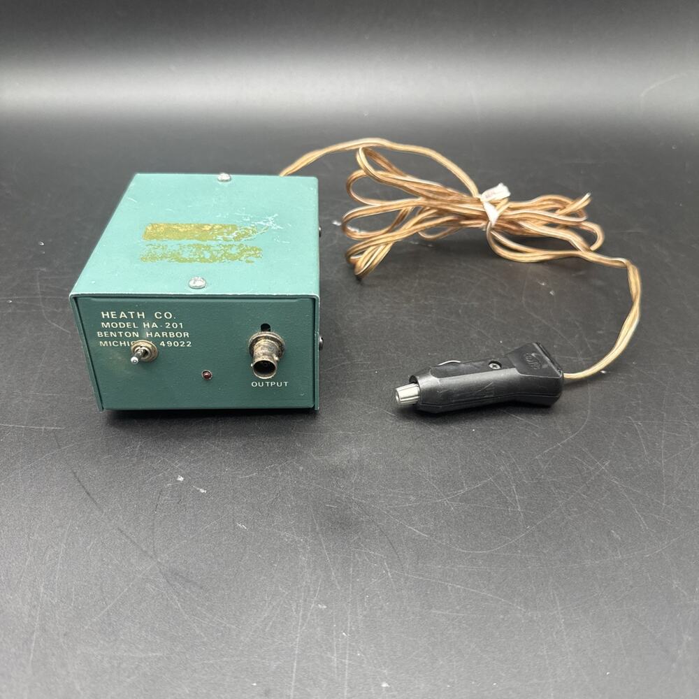 Vintage Heathkit HA-201 2 Meter Ham Radio RF Amplifier 10W Output 13.6VDC